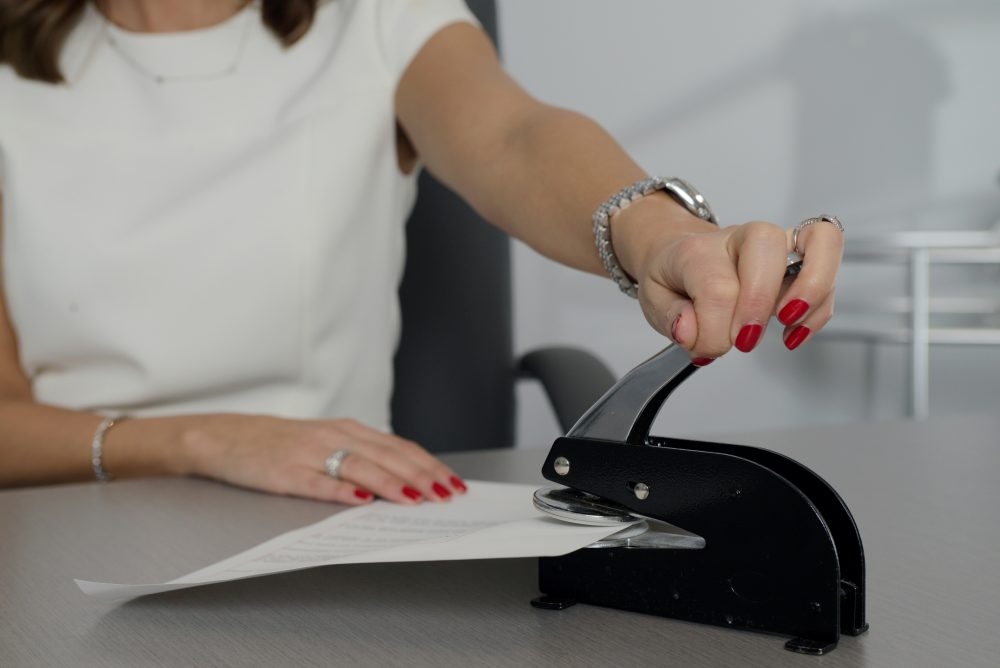 Expert Tips for Finding Reliable Notary Services in Your Area