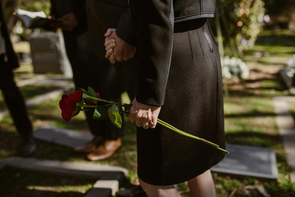 Comprehensive Funeral Services to Honor Your Loved Ones With Dignity