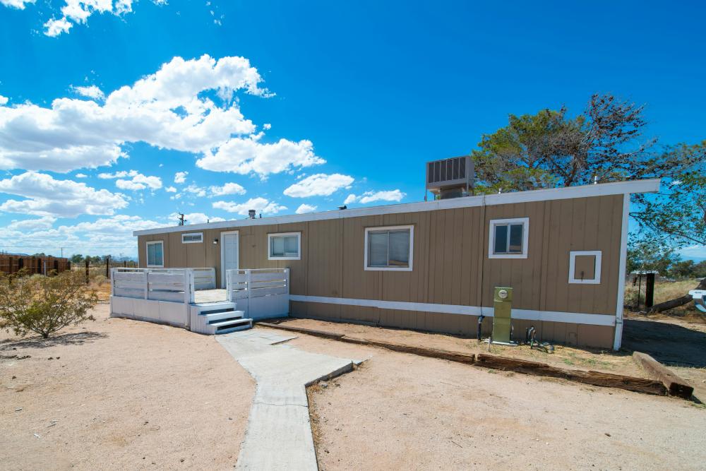 Is It Time to Let Go of Your Mobile Home? What to Know Before You Do