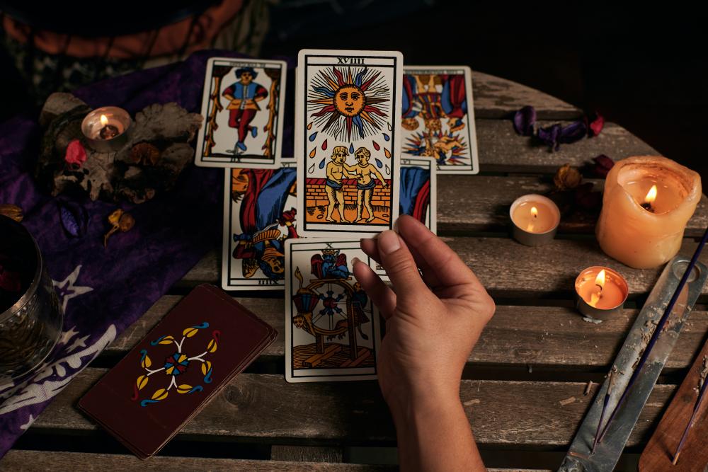 Why Tarot Imagery Matters More Than You Think