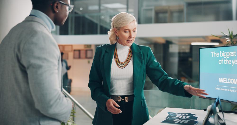 How Can You Integrate The Latest Tech Into Your Exhibition Stand