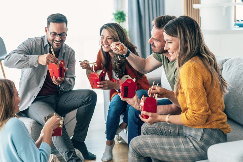 How To Host Guests Comfortably In A Small Apartment