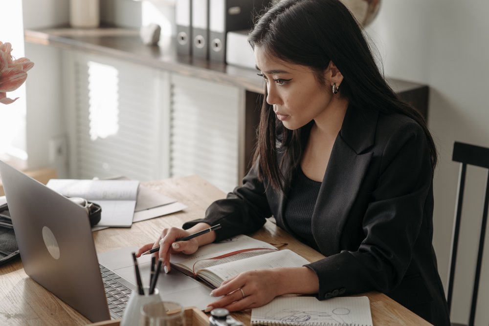 How Digital Document Workflows Simplify Tax Form Preparation