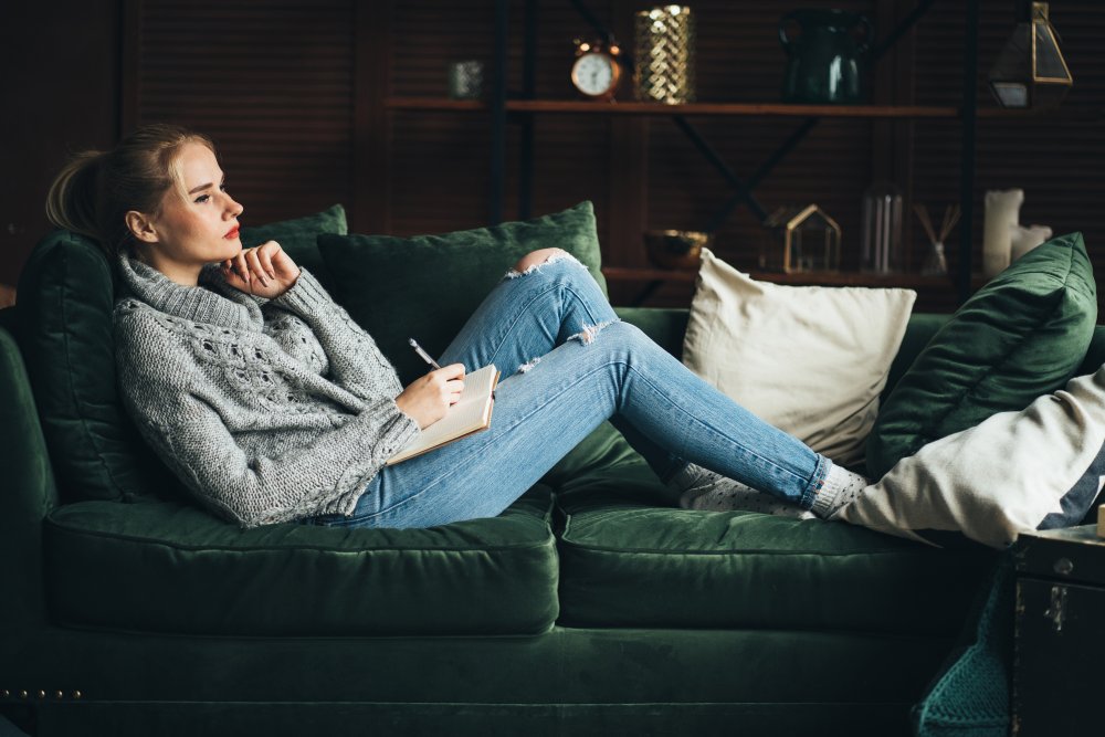 12 Journal Prompts for Relief When the Day Finally Gets Quiet